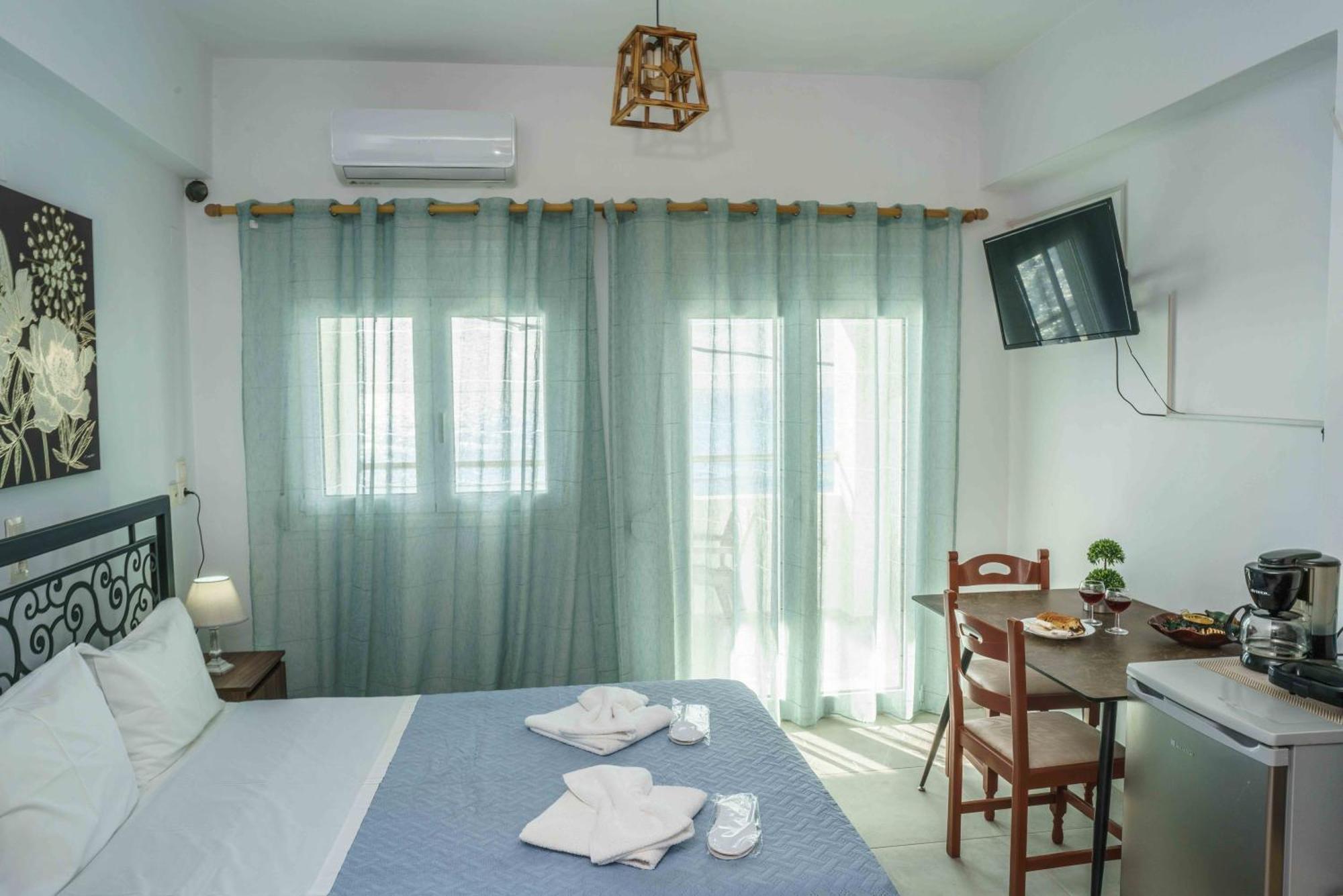 Ioannis Rooms Δωμάτια Με Θεα Στη Θαλασσα Paranimfoi Ngoại thất bức ảnh